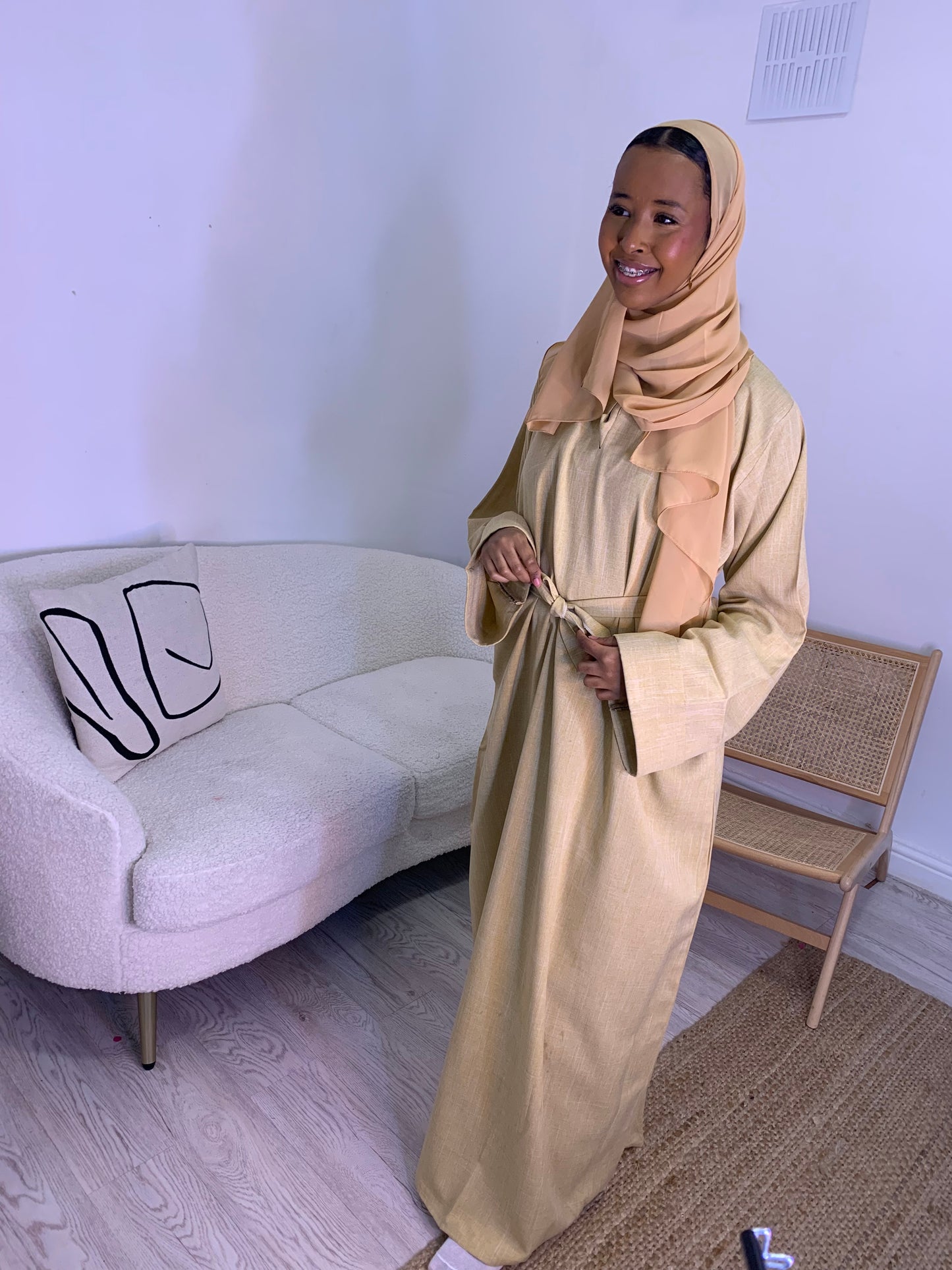 THICK LINEN ABAYA COLLECTION